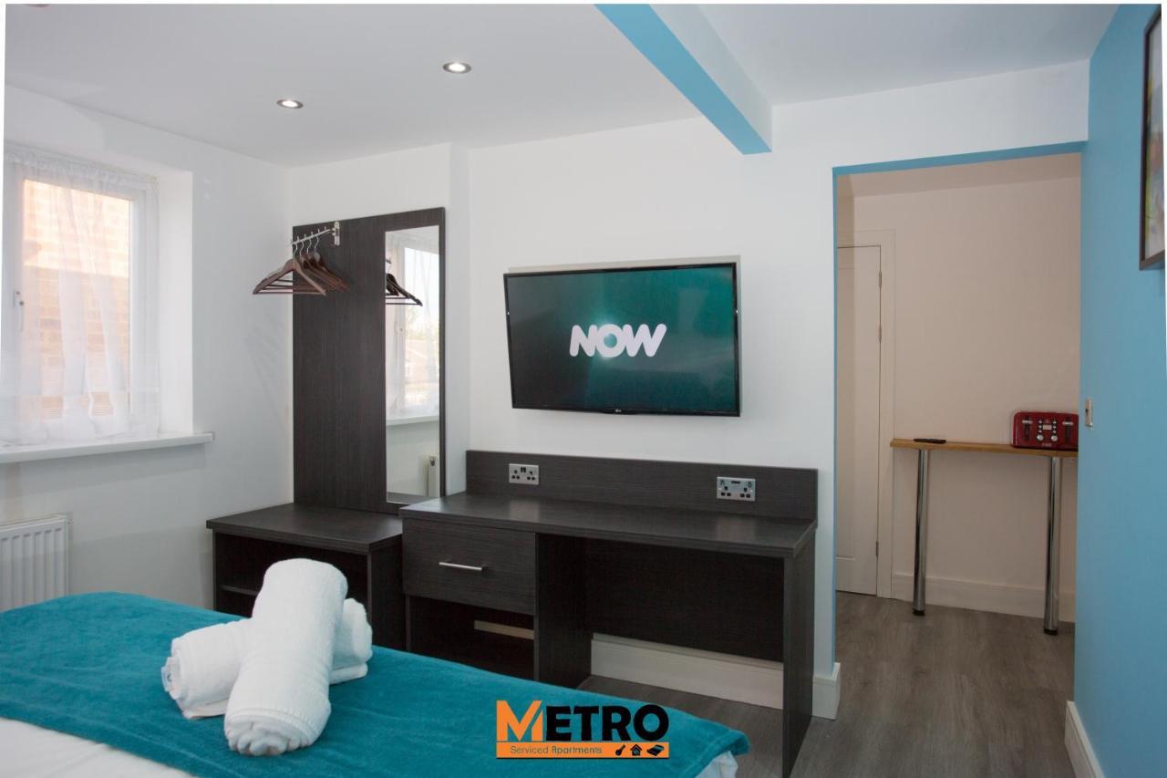 Legoland Heathrow Windsor Apartment Hotel Слау Экстерьер фото